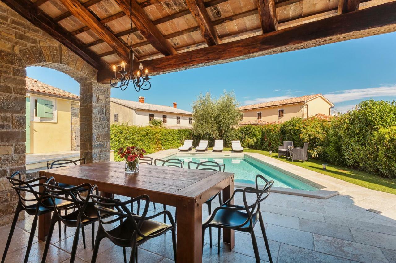 Benvenuti Villa *